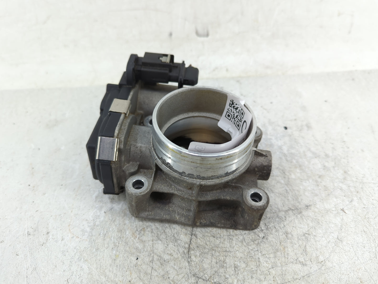 2014-2019 Cadillac Cts Throttle Body P/N:12670837AA Fits Fits 2013 2014 2015 2016 2017 2018 2019 2020 2021 OEM Used Auto Par