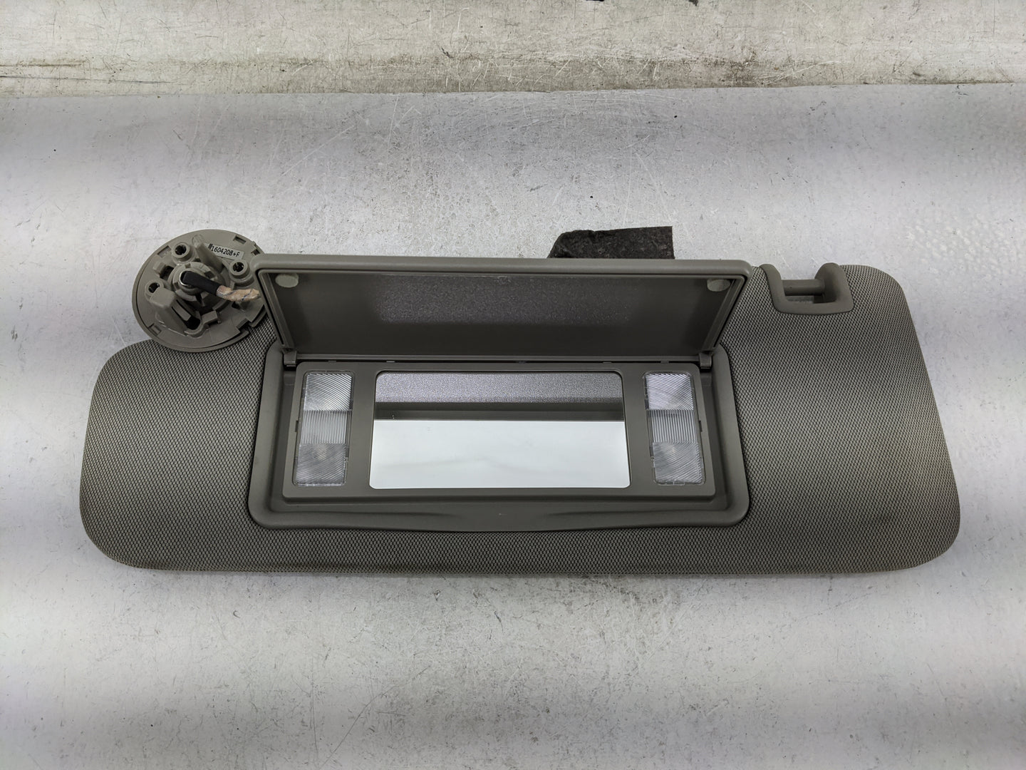 2014-2019 Cadillac Cts Sun Visor Shade Replacement Driver Left Mirror Fits Fits 2014 2015 2016 2017 2018 2019 OEM Used Auto 