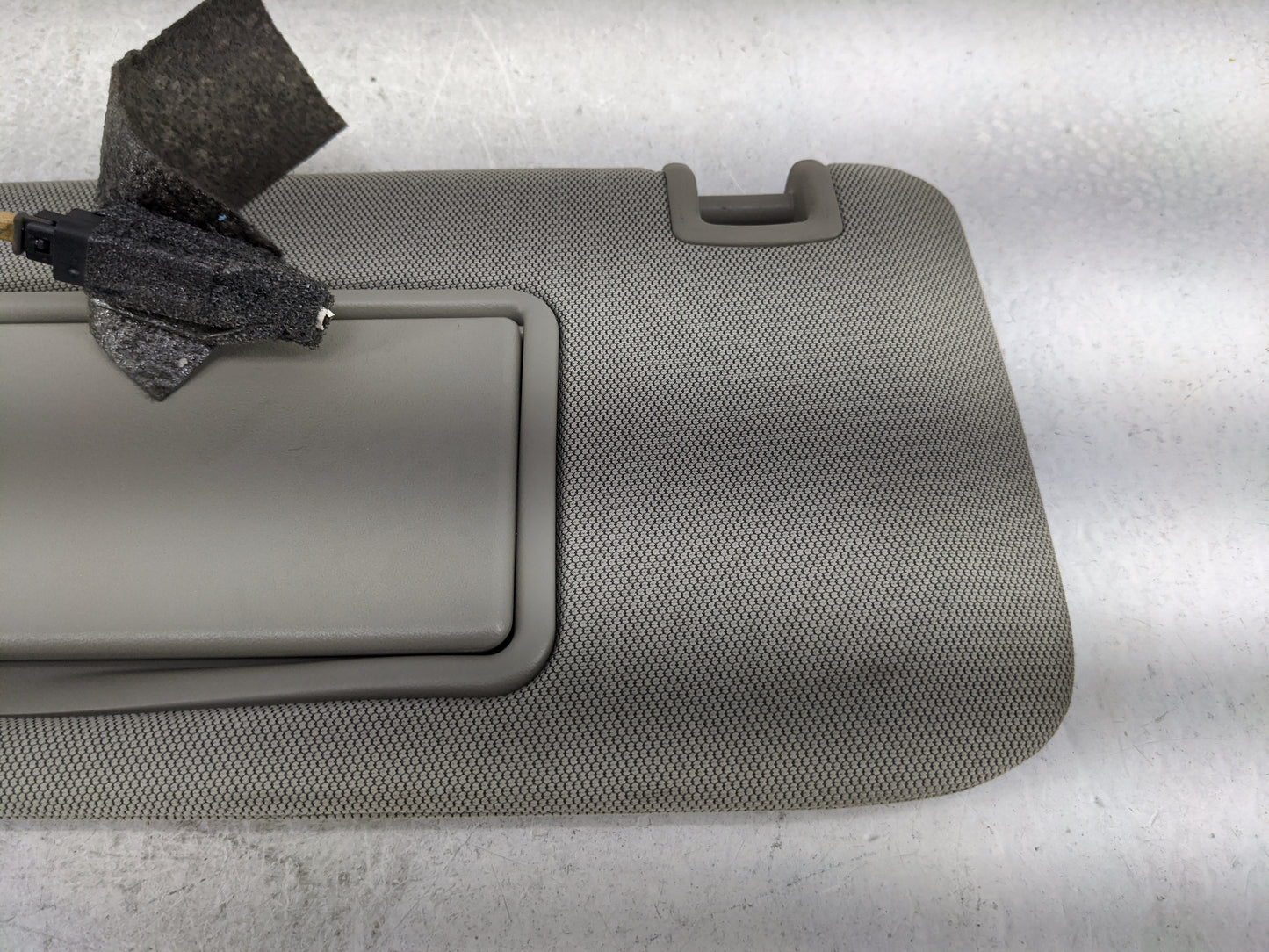 2014-2019 Cadillac Cts Sun Visor Shade Replacement Driver Left Mirror Fits Fits 2014 2015 2016 2017 2018 2019 OEM Used Auto 