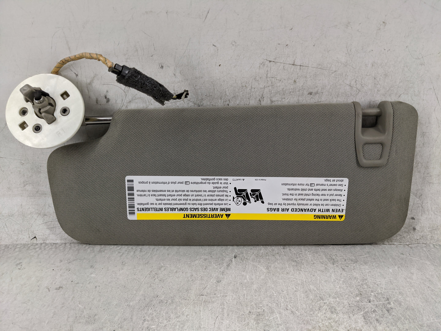 2014-2019 Cadillac Cts Sun Visor Shade Replacement Passenger Right Mirror Fits Fits 2014 2015 2016 2017 2018 2019 OEM Used A