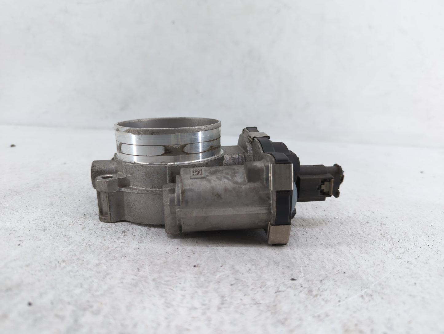 2016-2018 Cadillac Cts Throttle Body P/N:12671014 12648414, 1267 1014 Fits Fits 2016 2017 2018 2019 OEM Used Auto Parts - Oe