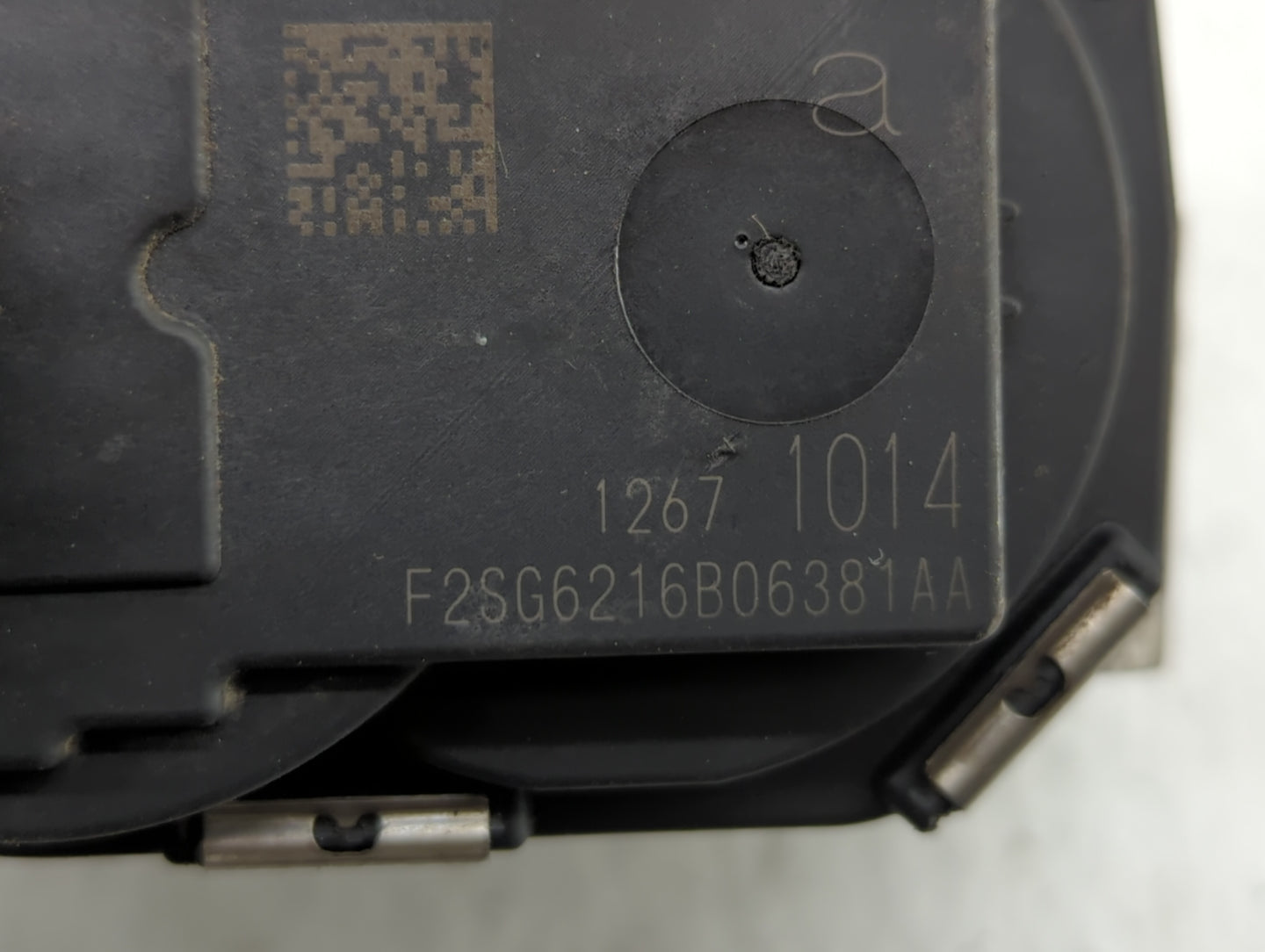 2016-2018 Cadillac Cts Throttle Body P/N:12671014 12648414, 1267 1014 Fits Fits 2016 2017 2018 2019 OEM Used Auto Parts - Oe