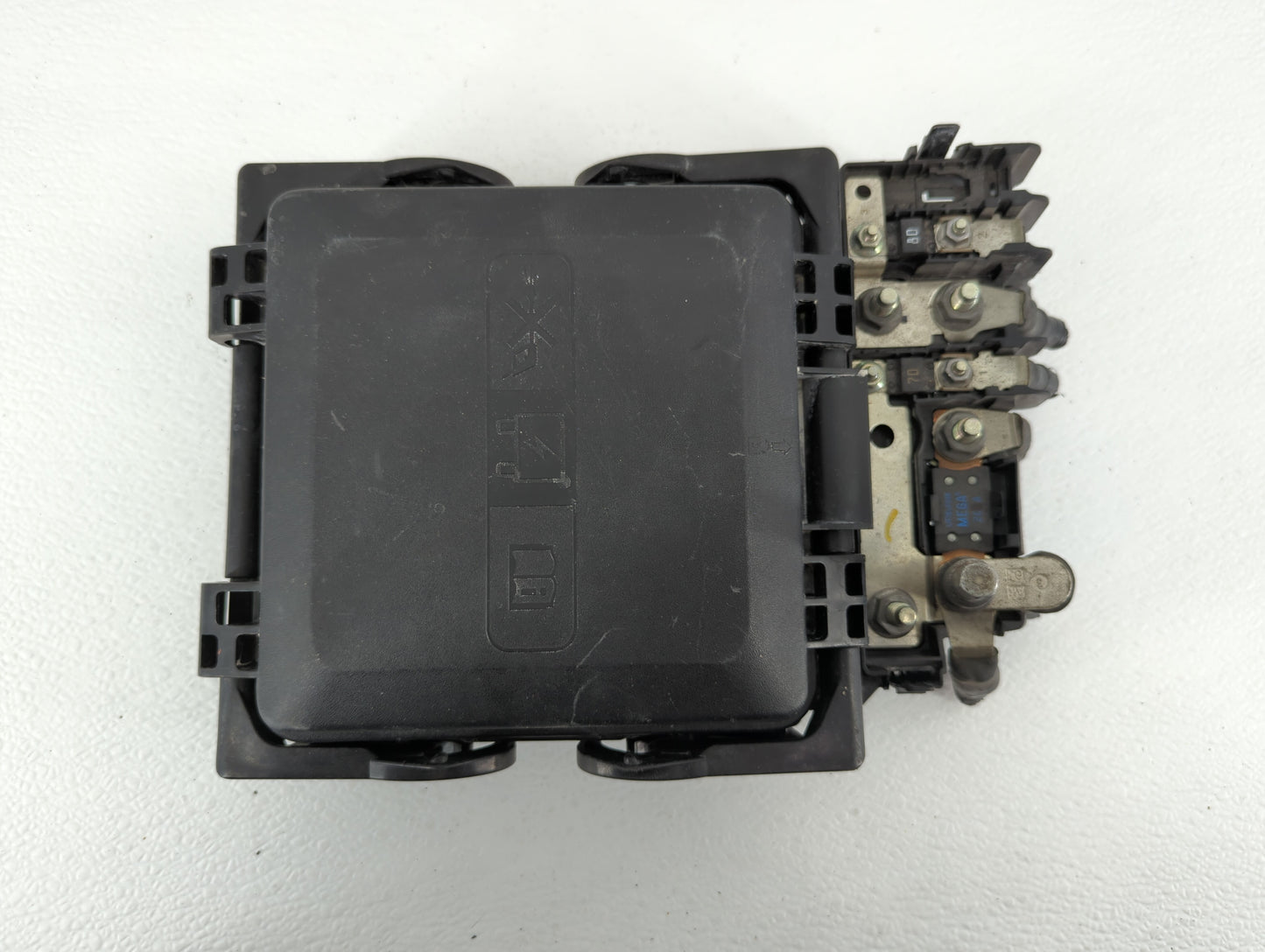 2017-2019 Cadillac Cts Fusebox Fuse Box Panel Relay Module P/N:23359587 84014012 Fits Fits 2017 2018 2019 OEM Used Auto Part