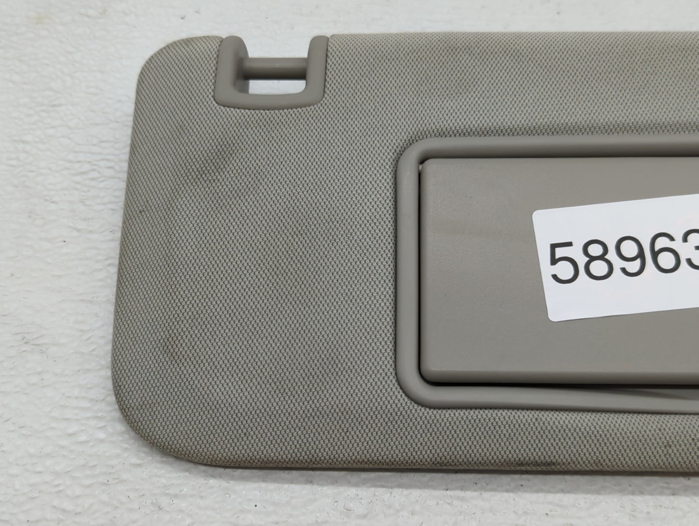 2014-2019 Cadillac Cts Sun Visor Shade Replacement Passenger Right Mirror Fits Fits 2014 2015 2016 2017 2018 2019 OEM Used A