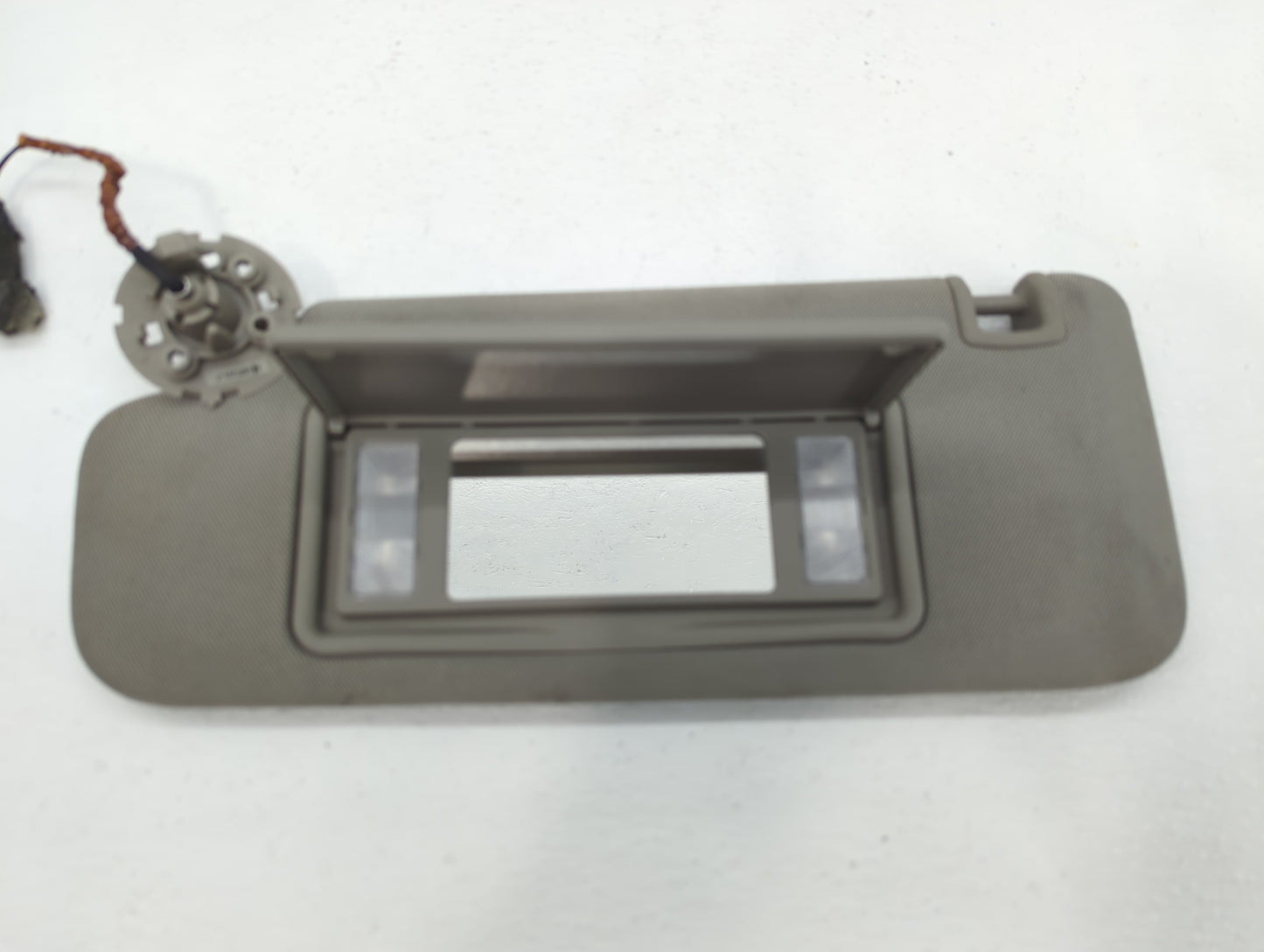 2014-2019 Cadillac Cts Sun Visor Shade Replacement Driver Left Mirror Fits Fits 2014 2015 2016 2017 2018 2019 OEM Used Auto 