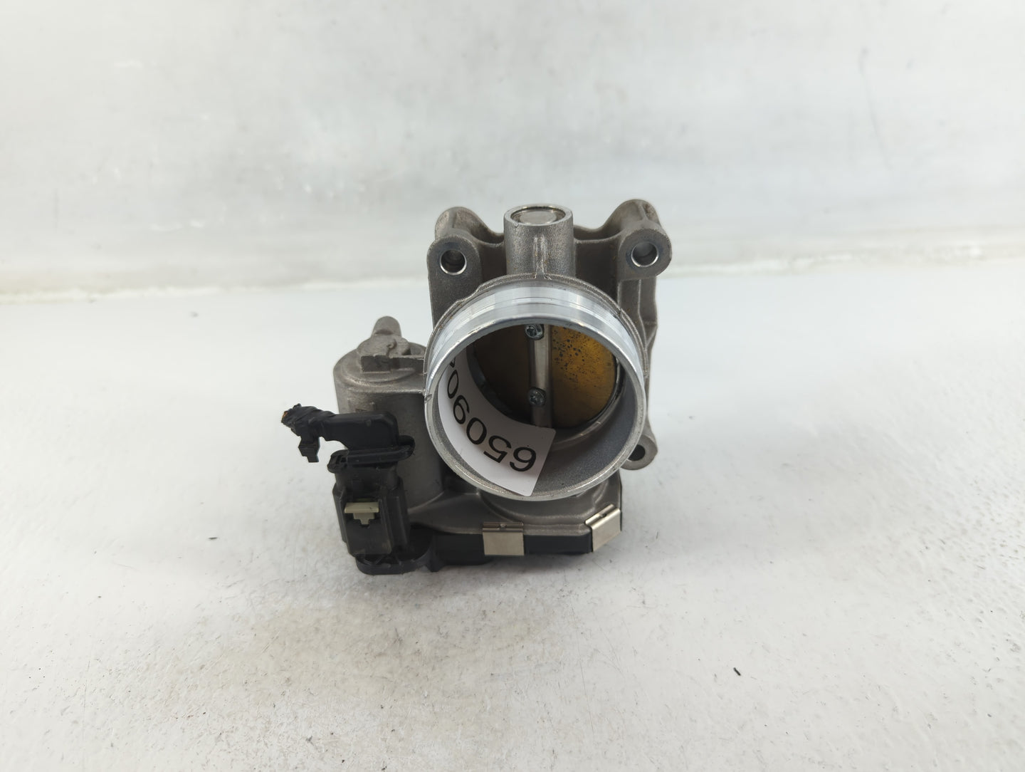 2014-2019 Cadillac Cts Throttle Body P/N:12670837AA Fits Fits 2013 2014 2015 2016 2017 2018 2019 2020 2021 OEM Used Auto Par