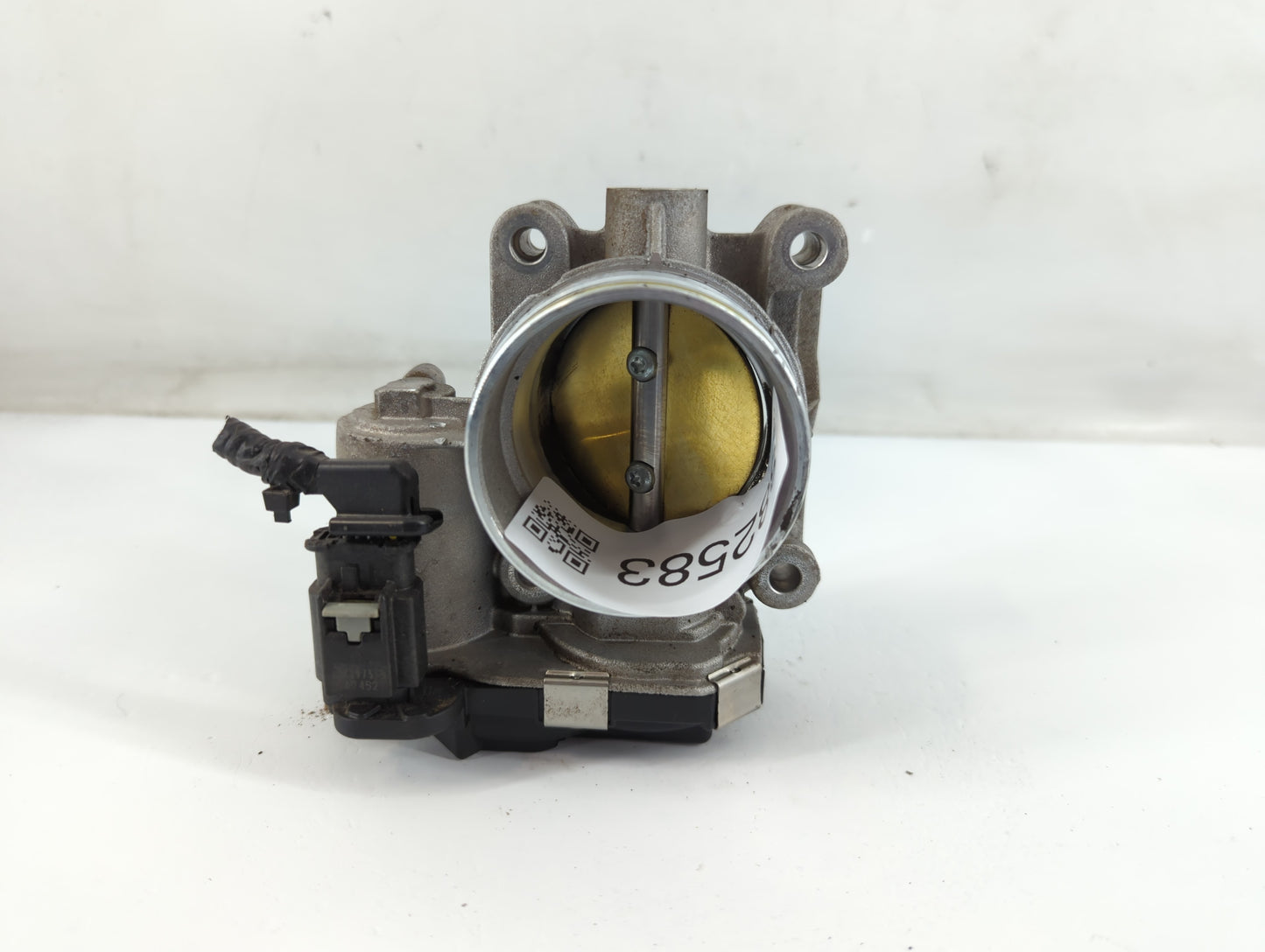 2014-2019 Cadillac Cts Throttle Body P/N:12670837AA Fits Fits 2013 2014 2015 2016 2017 2018 2019 2020 2021 OEM Used Auto Par