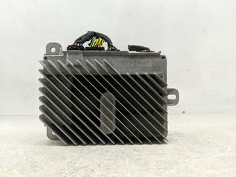 compare product 2015-2017 Cadillac Escalade Radio Speaker Amplifier 84004211
