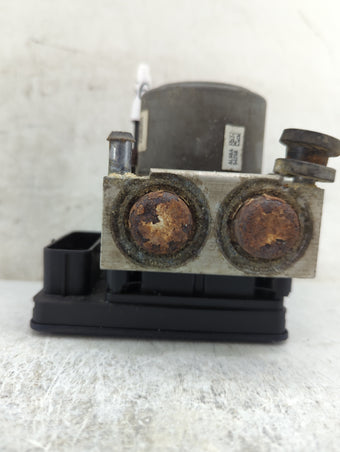 compare product 2017-2020 Cadillac Escalade Anti-Lock Brake ABS Pump Module Actuator OEM P/N:84074976 8511207 Fits Fits 2017 2018 2019 2020 OEM Used Auto Parts