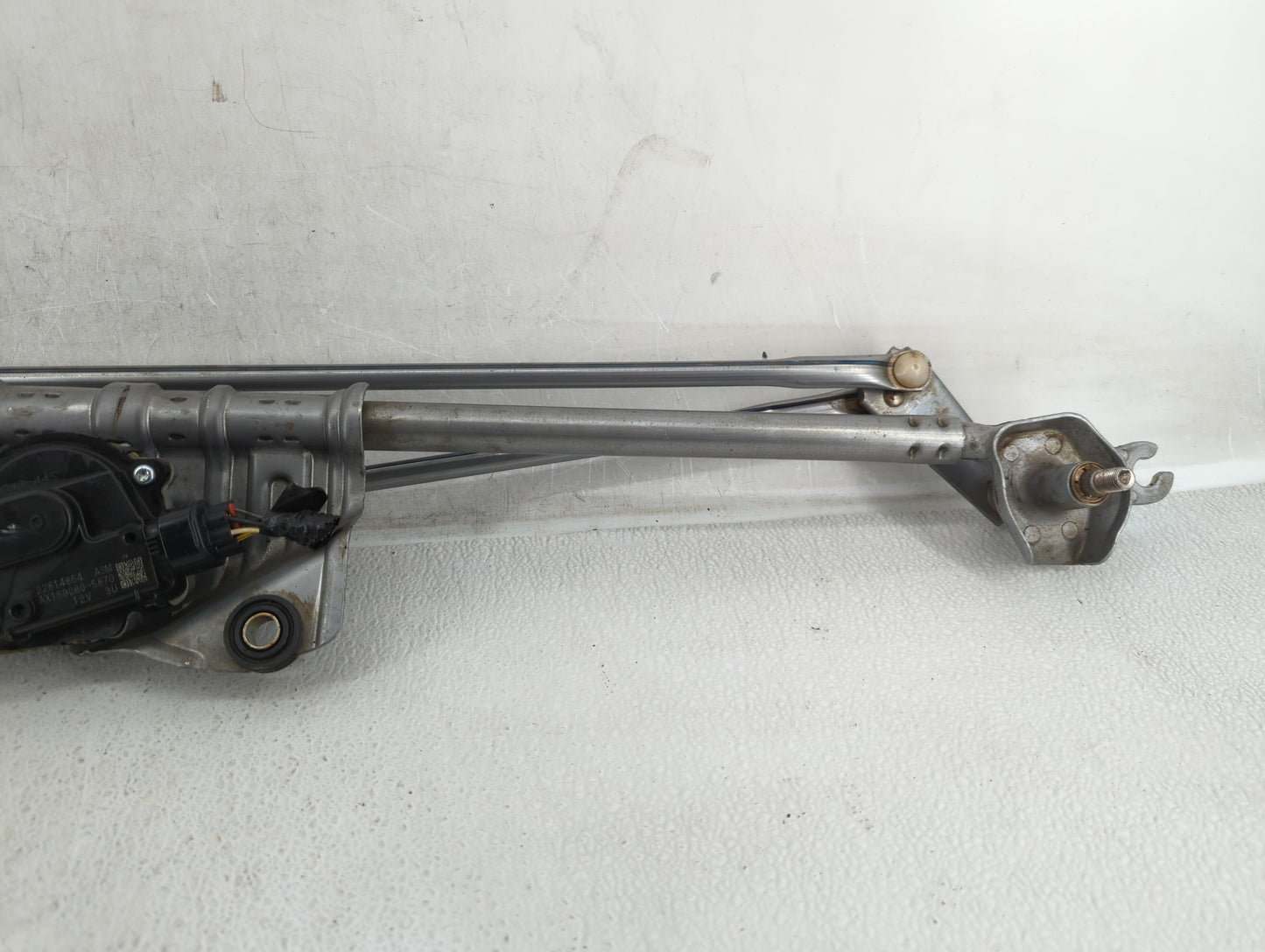 2015-2020 Cadillac Escalade Front Windshield Wiper Motor P/N:22814854 AX159060-5870 Fits Fits 2015 2016 2017 2018 2019 2020 