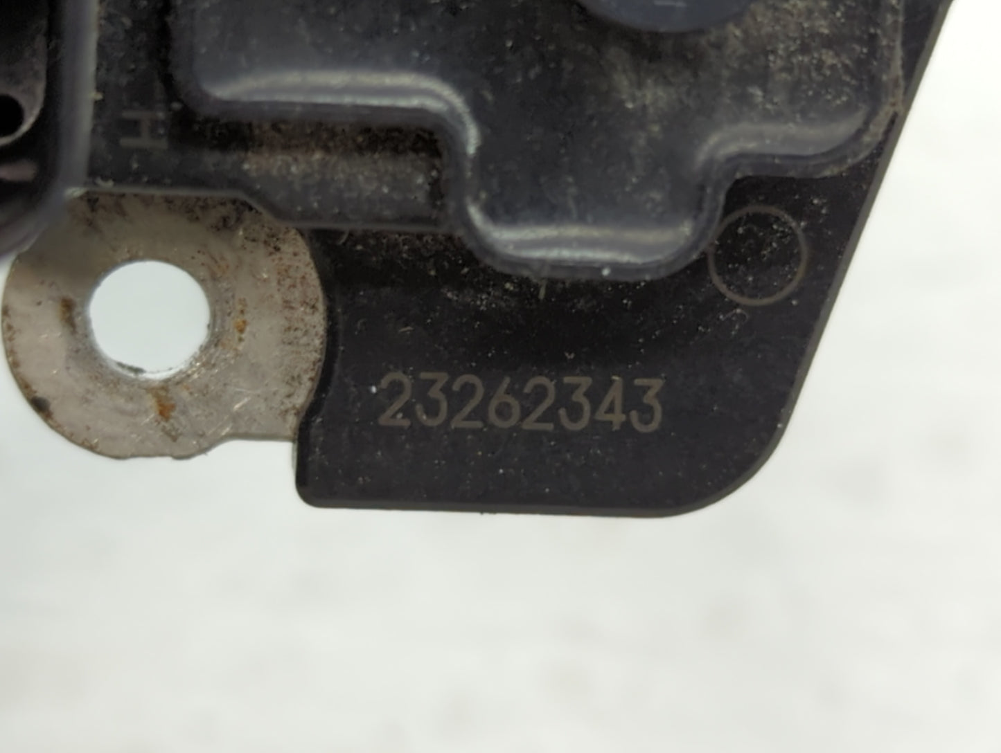 2015-2020 Cadillac Escalade Esv Mass Air Flow Meter Maf - Oemusedautoparts1.com