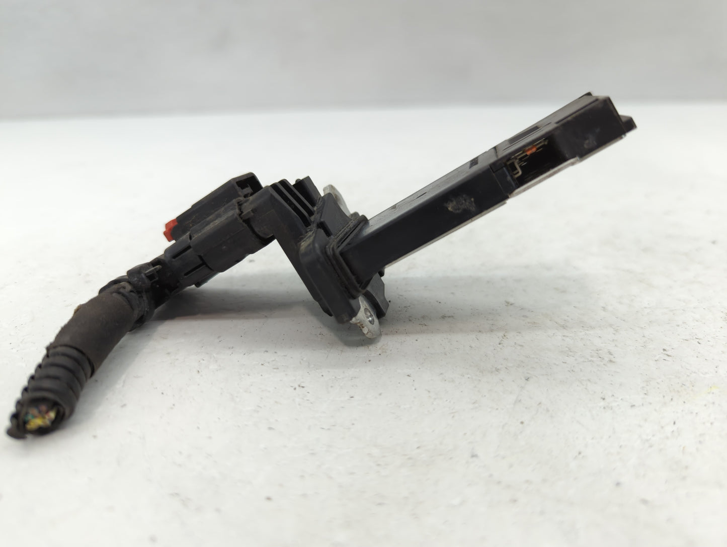 2017-2020 Cadillac Xt5 Mass Air Flow Meter Maf - Oemusedautoparts1.com