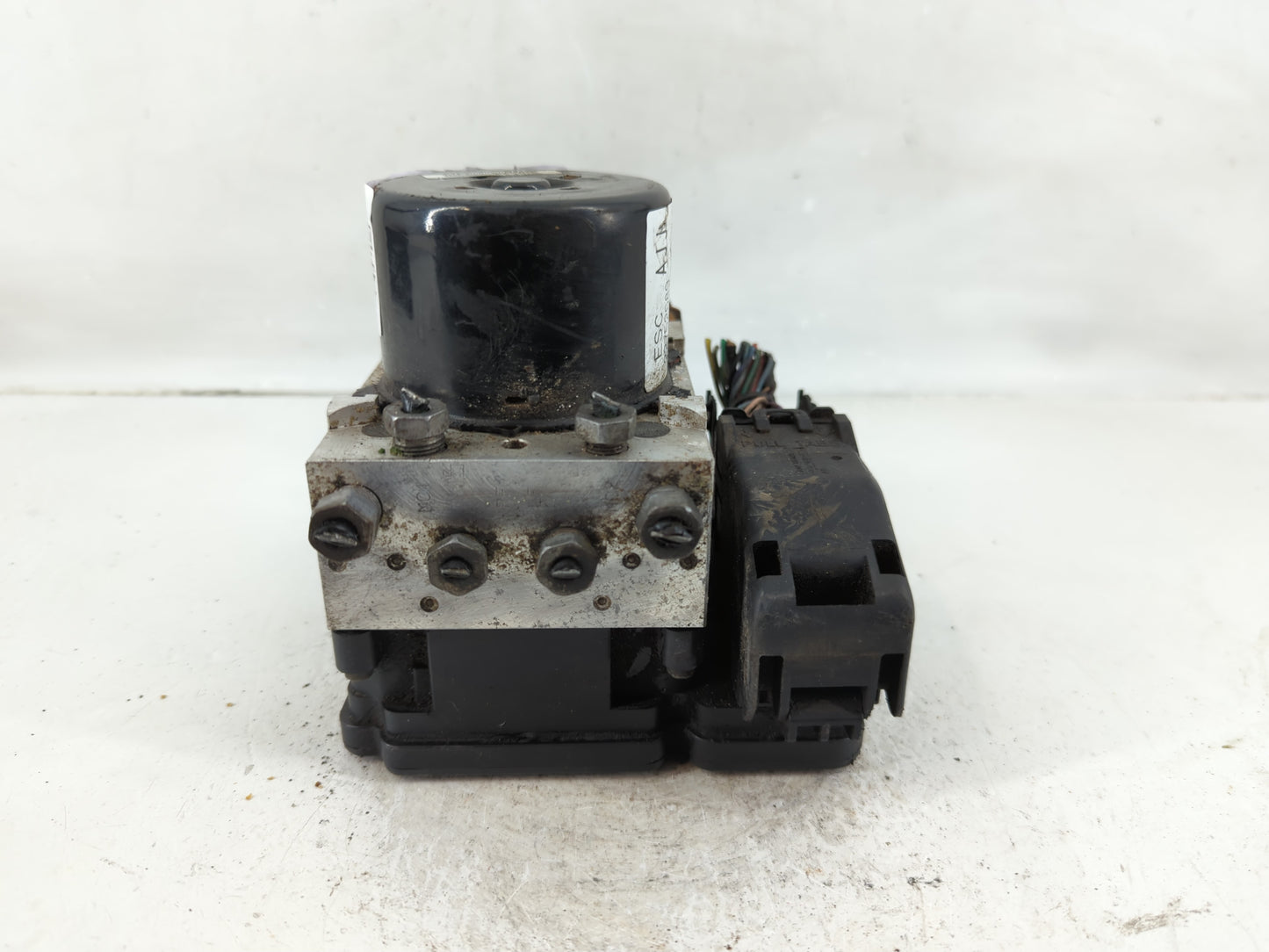 2017 Cadillac Xt5 ABS Pump Control Module Replacement P/N:22753689 84118604 Fits OEM Used Auto Parts - Oemusedautoparts1.com