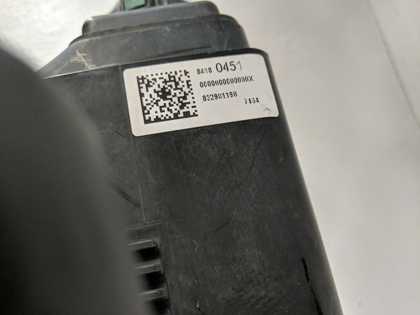 2017 Cadillac Xt5 Fuel Vapor Charcoal Canister - Oemusedautoparts1.com