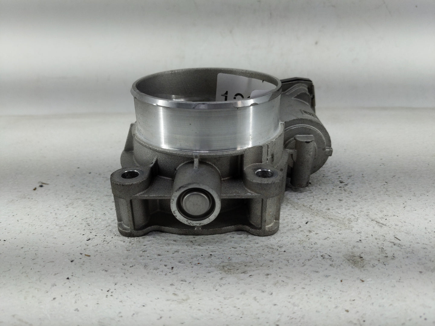 2017-2020 Cadillac Xt5 Throttle Body P/N:12671014 Fits Fits 2016 2017 2018 2019 2020 2021 2022 OEM Used Auto Parts - Oemused