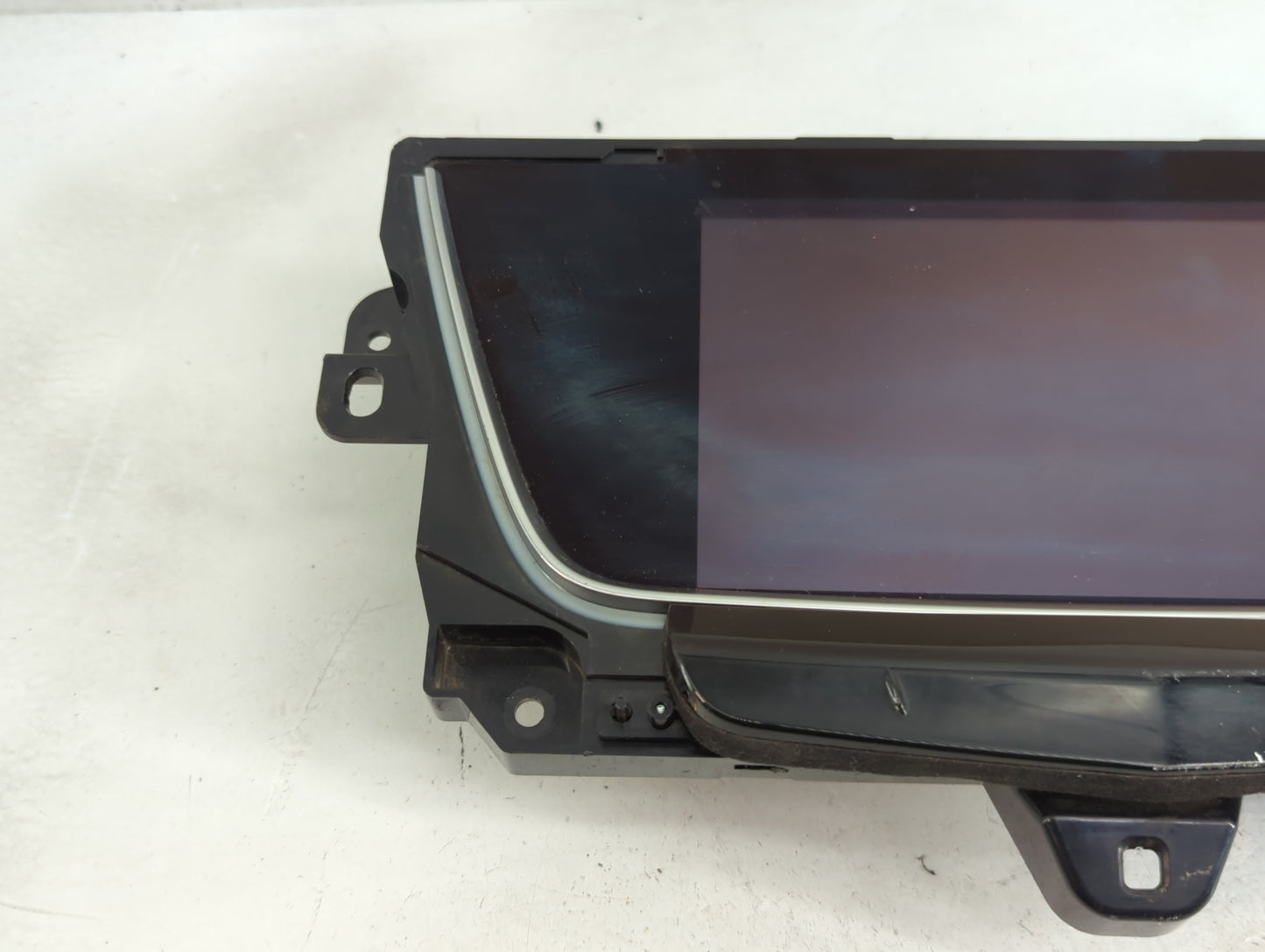 2017 Cadillac Xt5 Radio AM FM Cd Player Receiver Replacement P/N:84062172 Fits OEM Used Auto Parts - Oemusedautoparts1.com