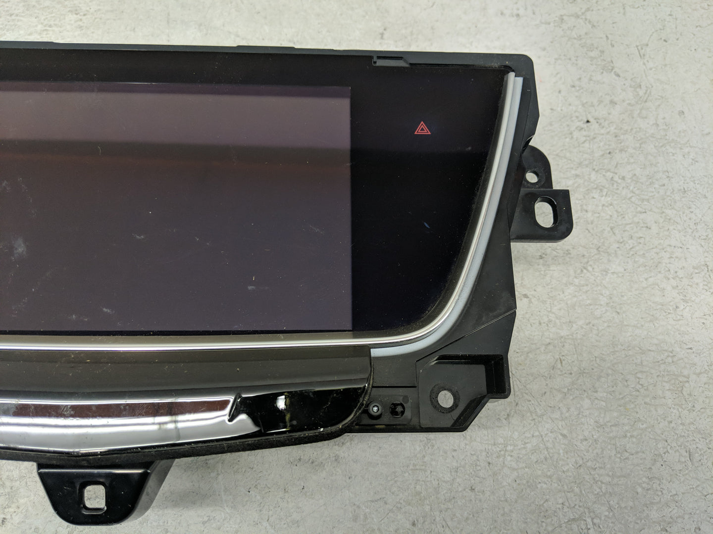 2017 Cadillac Xt5 Radio AM FM Cd Player Receiver Replacement P/N:84129302 Fits OEM Used Auto Parts - Oemusedautoparts1.com