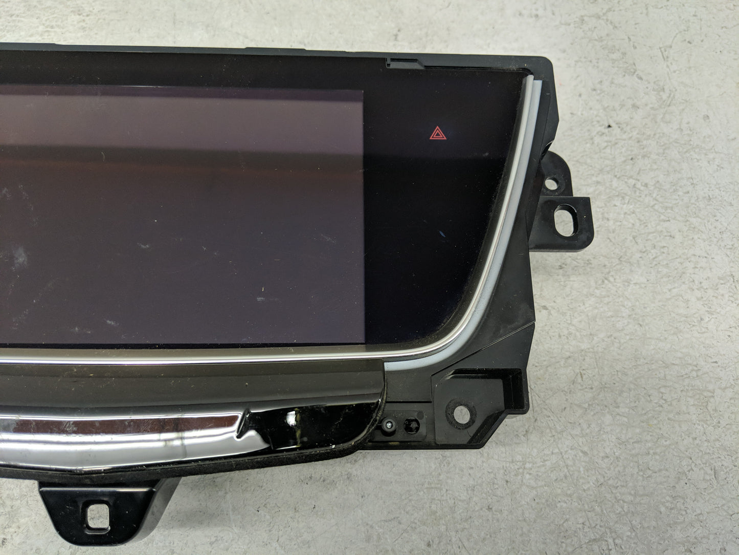2017 Cadillac Xt5 Radio AM FM Cd Player Receiver Replacement P/N:84129302 Fits OEM Used Auto Parts - Oemusedautoparts1.com