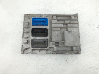 compare product 2017-2020 Cadillac Xt5 PCM Engine Control Computer ECU ECM PCU OEM P/N:039045703 12679552 Fits OEM Used Auto Parts