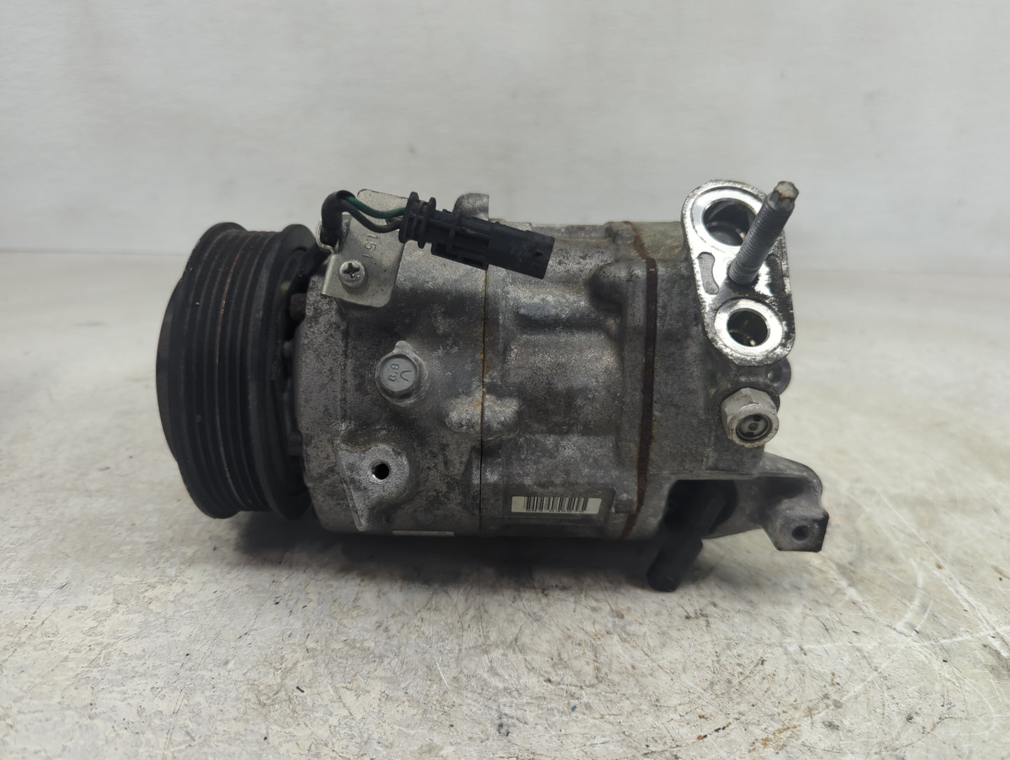 2017-2020 Cadillac Xt5 Air Conditioning A/c Ac Compressor Oem - Oemusedautoparts1.com