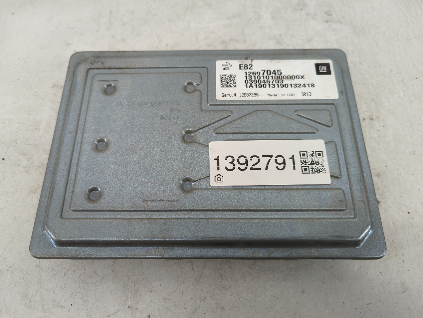 2017-2020 Cadillac Xt5 PCM Engine Control Computer ECU ECM PCU OEM P/N:039045703 12697045 Fits OEM Used Auto Parts - Oemused