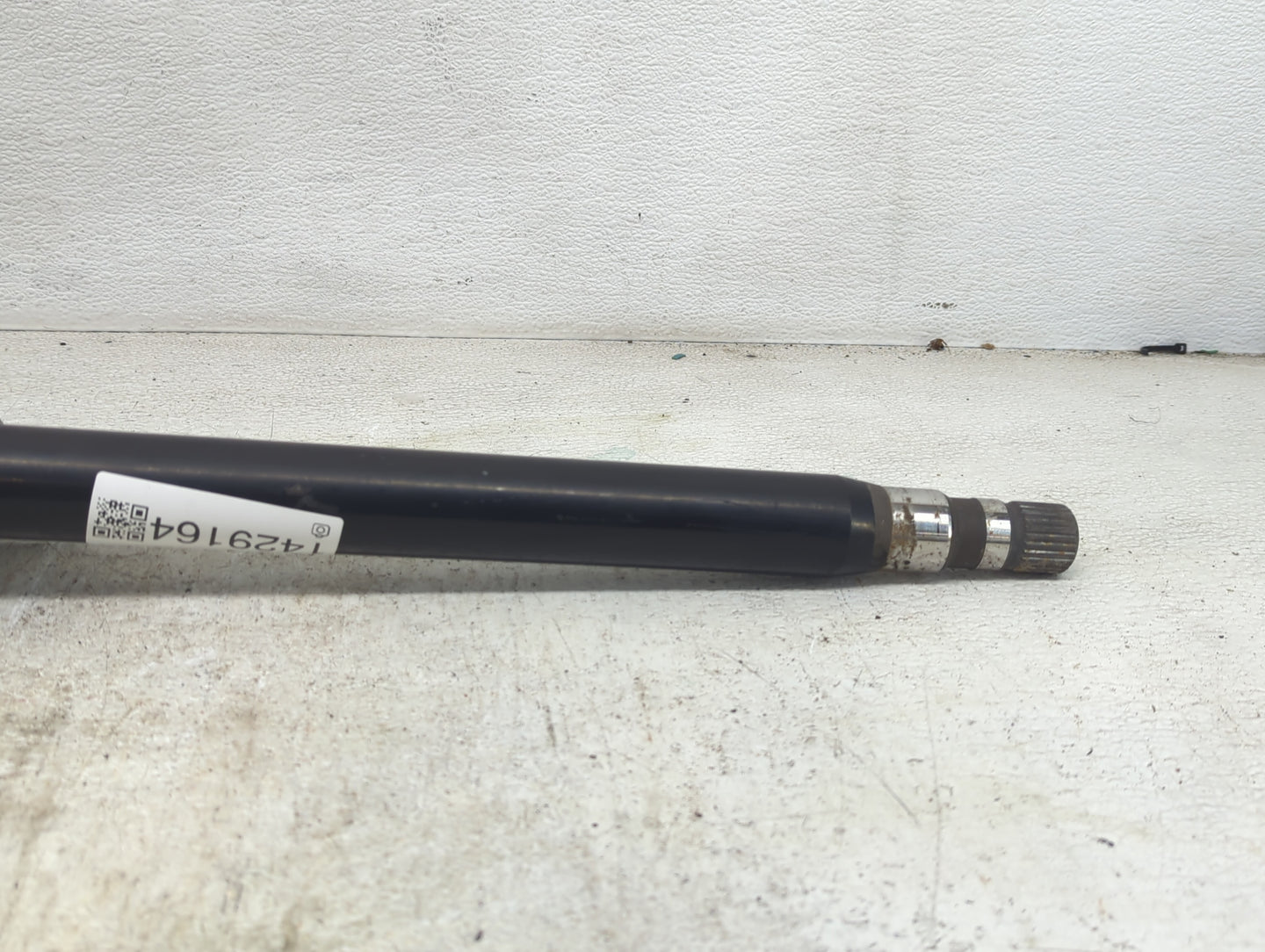 2017-2019 Cadillac Xt5 Axle Shaft Front Passenger Cv C/v - Oemusedautoparts1.com