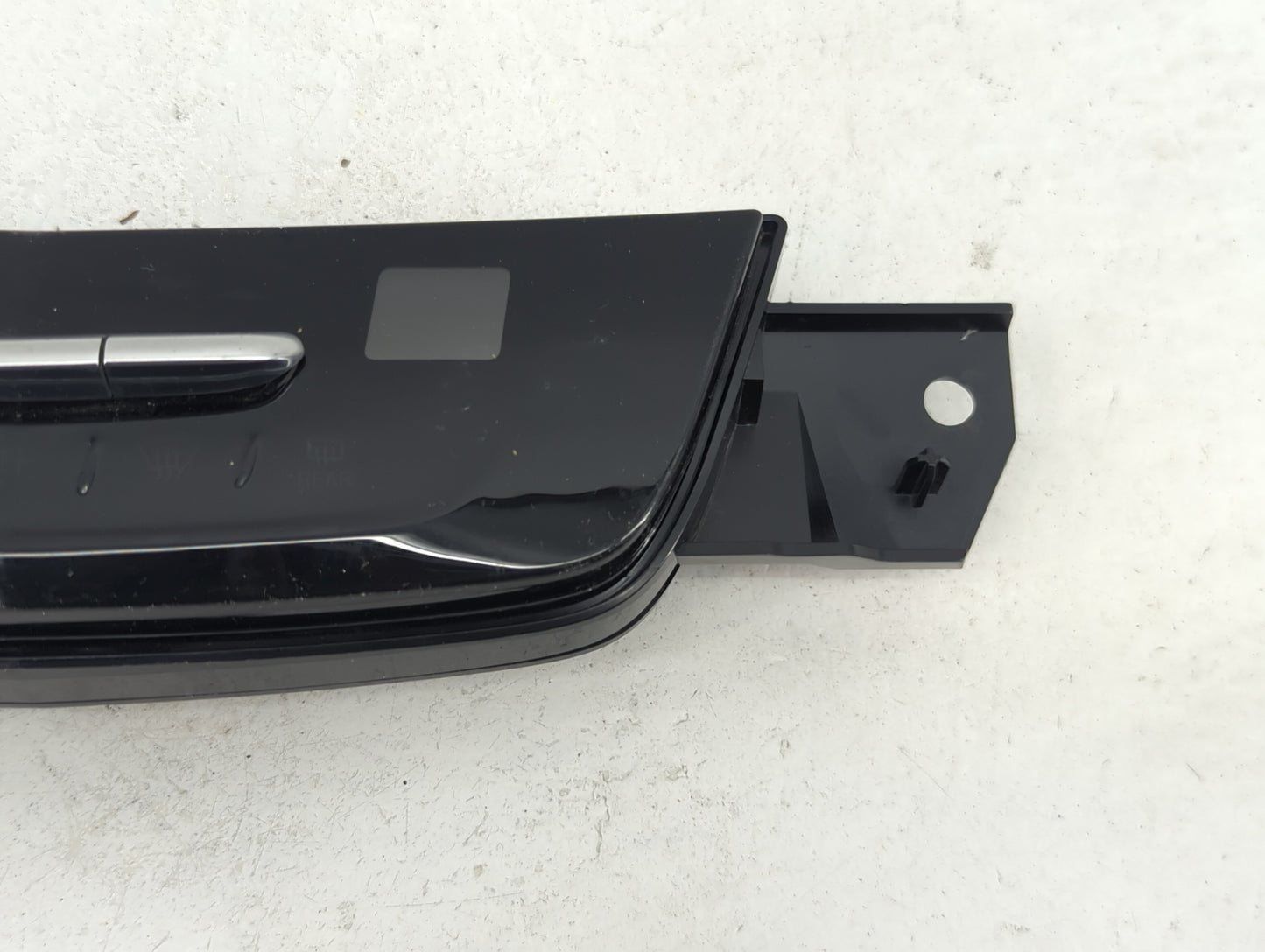 2017 Cadillac Xt5 Climate Control Module Temperature AC/Heater Replacement P/N:MSIP-REM-N25-QFGM513A 544890379 Fits OEM Used