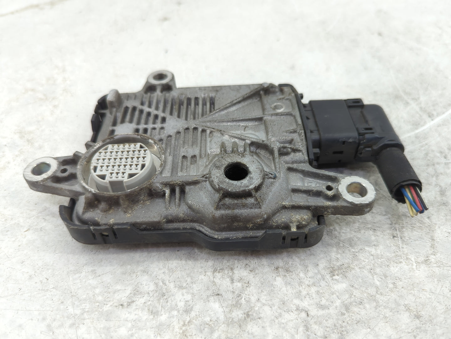 2017-2019 Cadillac Xt5 Transmission Control Module Tcu Tcm - Oemusedautoparts1.com