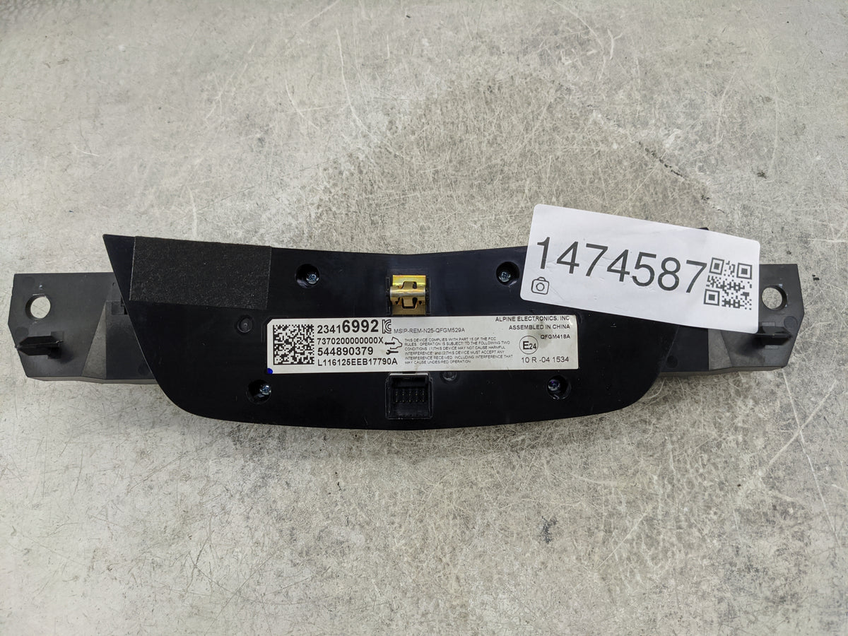 2017 Cadillac Xt5 Rear Center Lid Brake Light Tail Light P/N:23416992 544890379, QFGM418A Fits OEM Used Auto Parts - Oemused