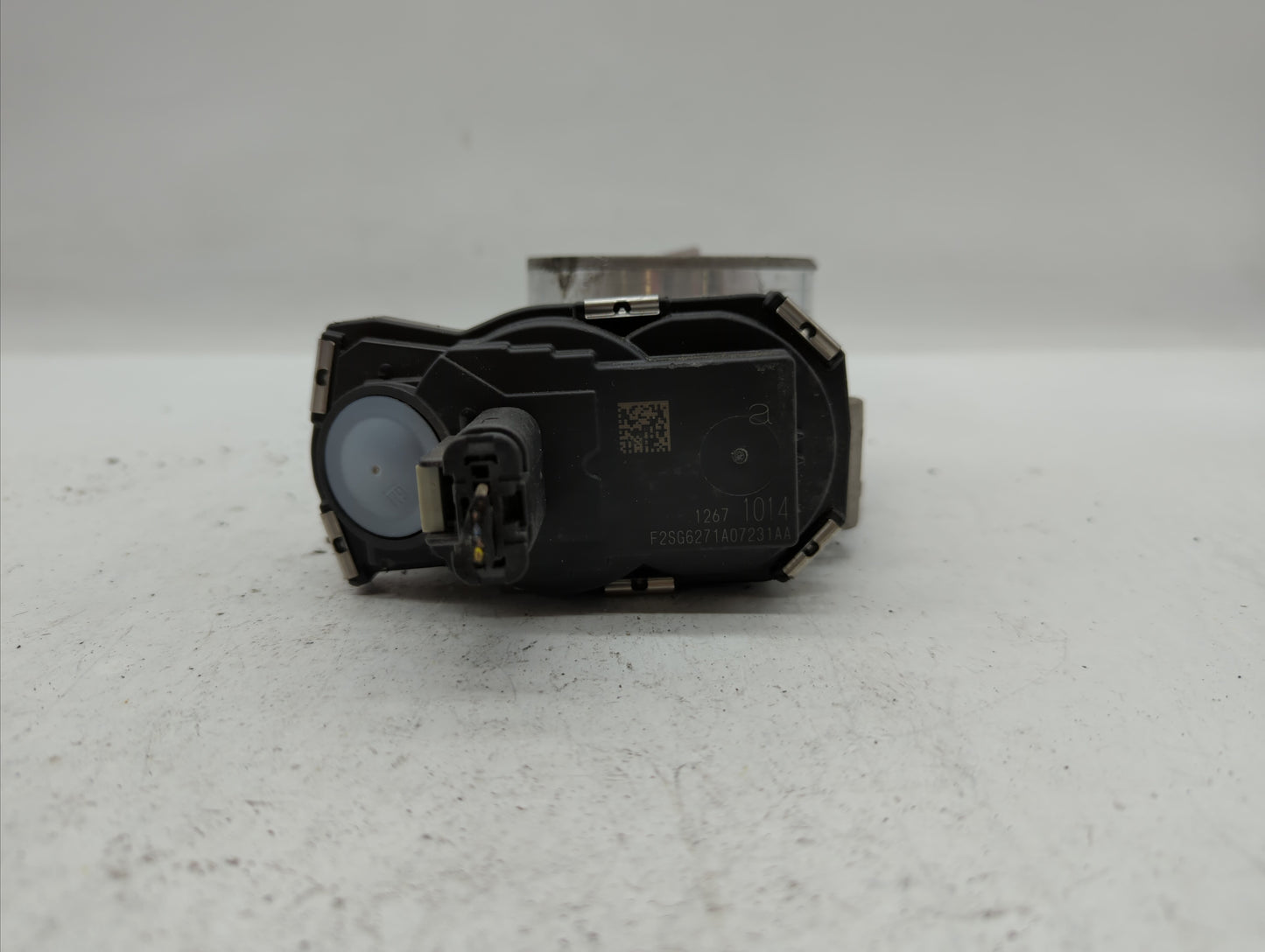 2017-2018 Cadillac Xt5 Throttle Body P/N:12671014 12648414, 1267 1014 Fits Fits 2016 2017 2018 2019 OEM Used Auto Parts - Oe