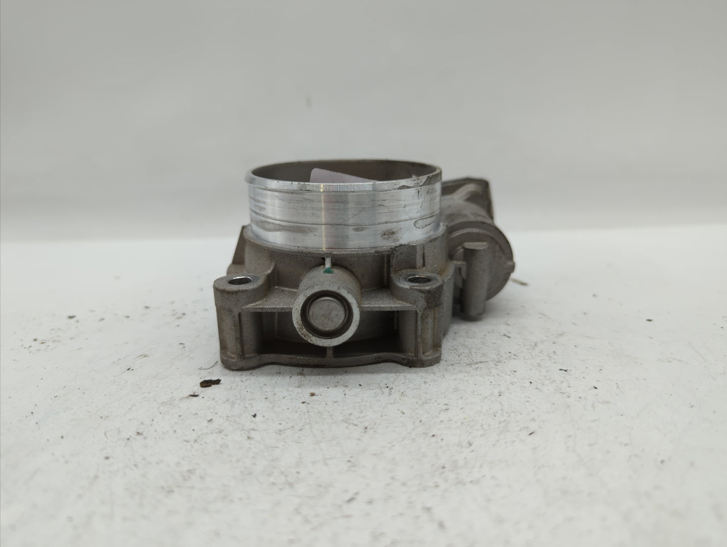 2017-2018 Cadillac Xt5 Throttle Body P/N:12671014 12648414, 1267 1014 Fits Fits 2016 2017 2018 2019 OEM Used Auto Parts - Oe