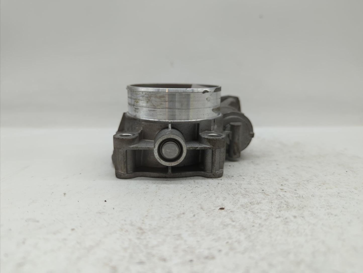 2017-2018 Cadillac Xt5 Throttle Body P/N:12671014 12648414, 1267 1014 Fits Fits 2016 2017 2018 2019 OEM Used Auto Parts - Oe