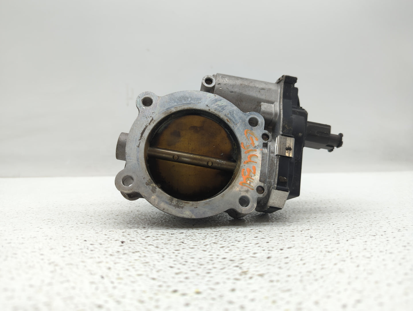 2017 Cadillac Xt5 Throttle Body P/N:12671014 Fits Fits 2014 2016 2018 2019 OEM Used Auto Parts - Oemusedautoparts1.com