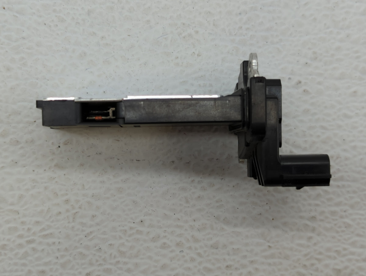 2017-2020 Cadillac Xt5 Mass Air Flow Meter Maf Sensor - Oemusedautoparts1.com