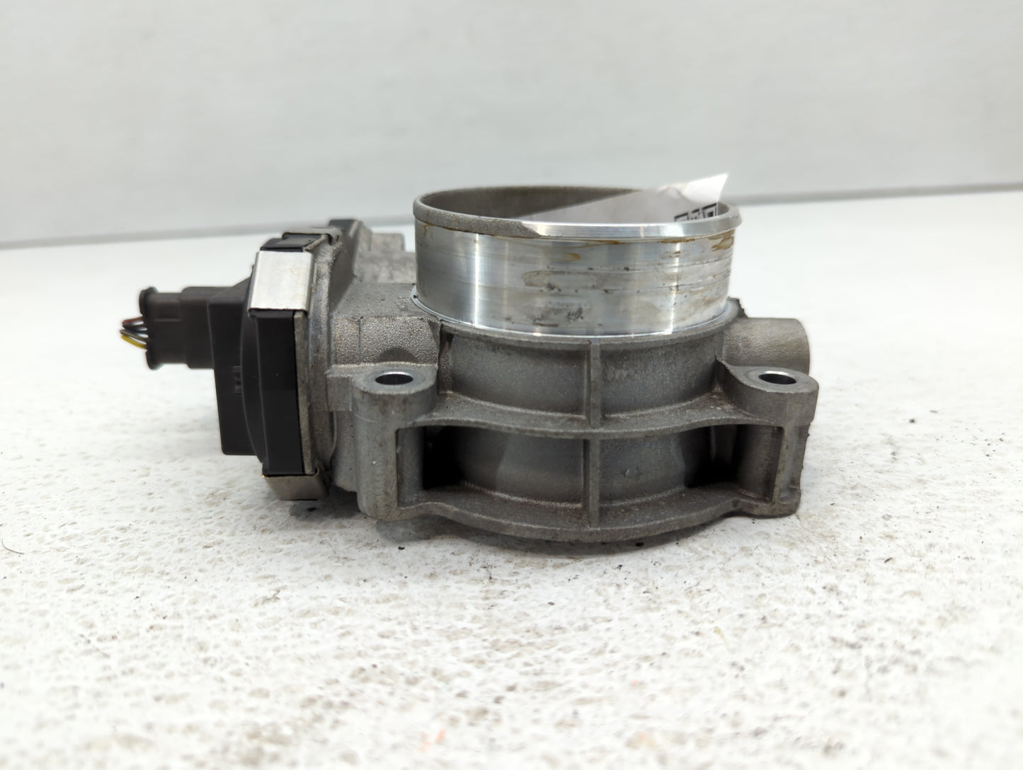 2017-2020 Cadillac Xt5 Throttle Body P/N:126710114 Fits Fits 2016 2017 2018 2019 2020 2021 2022 OEM Used Auto Parts - Oemuse