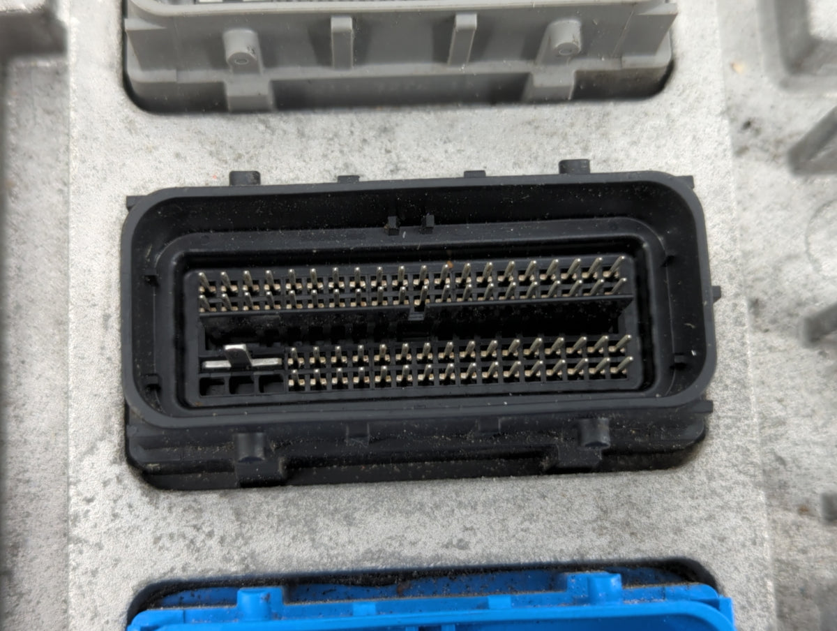 2017-2020 Cadillac Xt5 PCM Engine Control Computer ECU ECM PCU OEM P/N:12679552 Fits 2016 2017 2018 2019 2020 2021 2022 OEM 