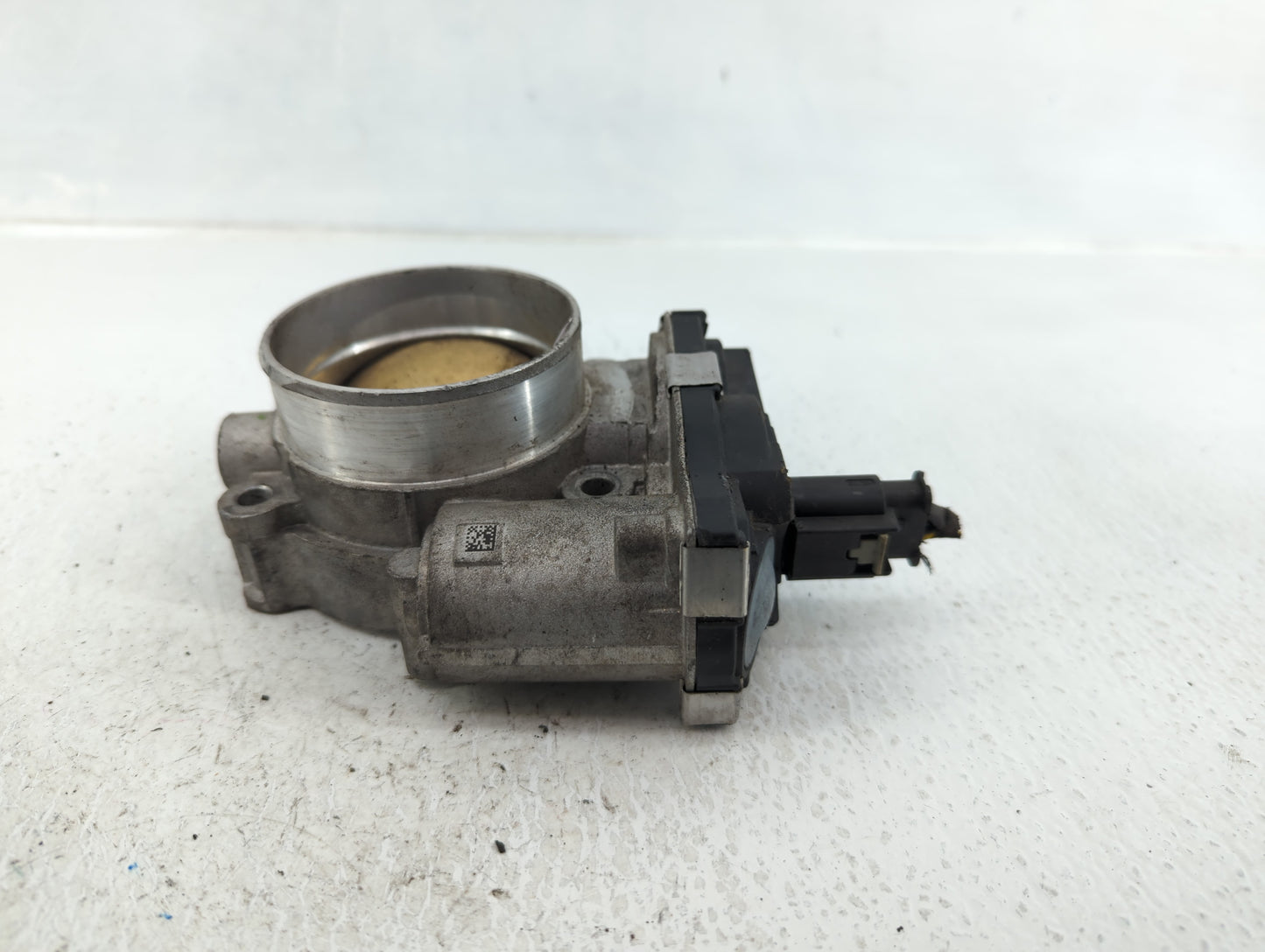 2017 Cadillac Xt5 Throttle Body P/N:12671014 Fits Fits 2014 2016 2018 2019 OEM Used Auto Parts - Oemusedautoparts1.com
