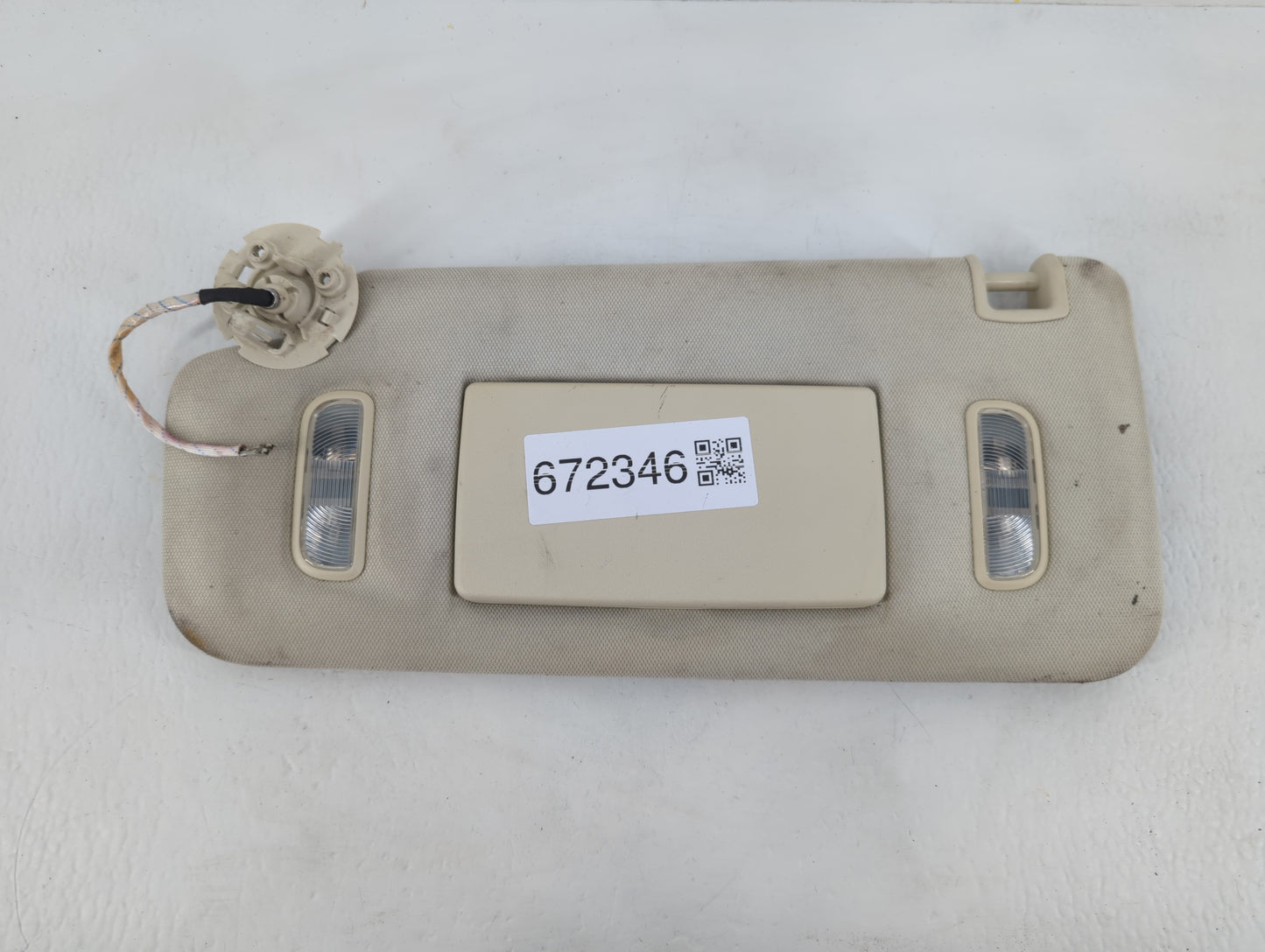 2017-2020 Cadillac Xt5 Sun Visor Shade Replacement Passenger Right Mirror Fits Fits 2017 2018 2019 2020 OEM Used Auto Parts 