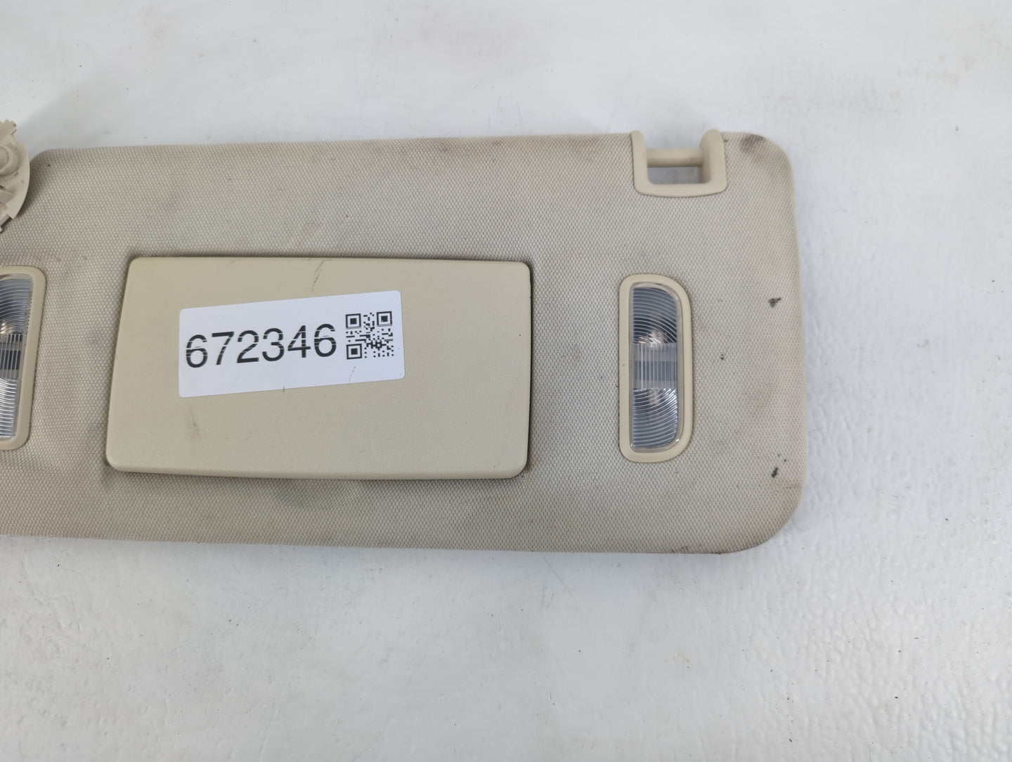 2017-2020 Cadillac Xt5 Sun Visor Shade Replacement Passenger Right Mirror Fits Fits 2017 2018 2019 2020 OEM Used Auto Parts 