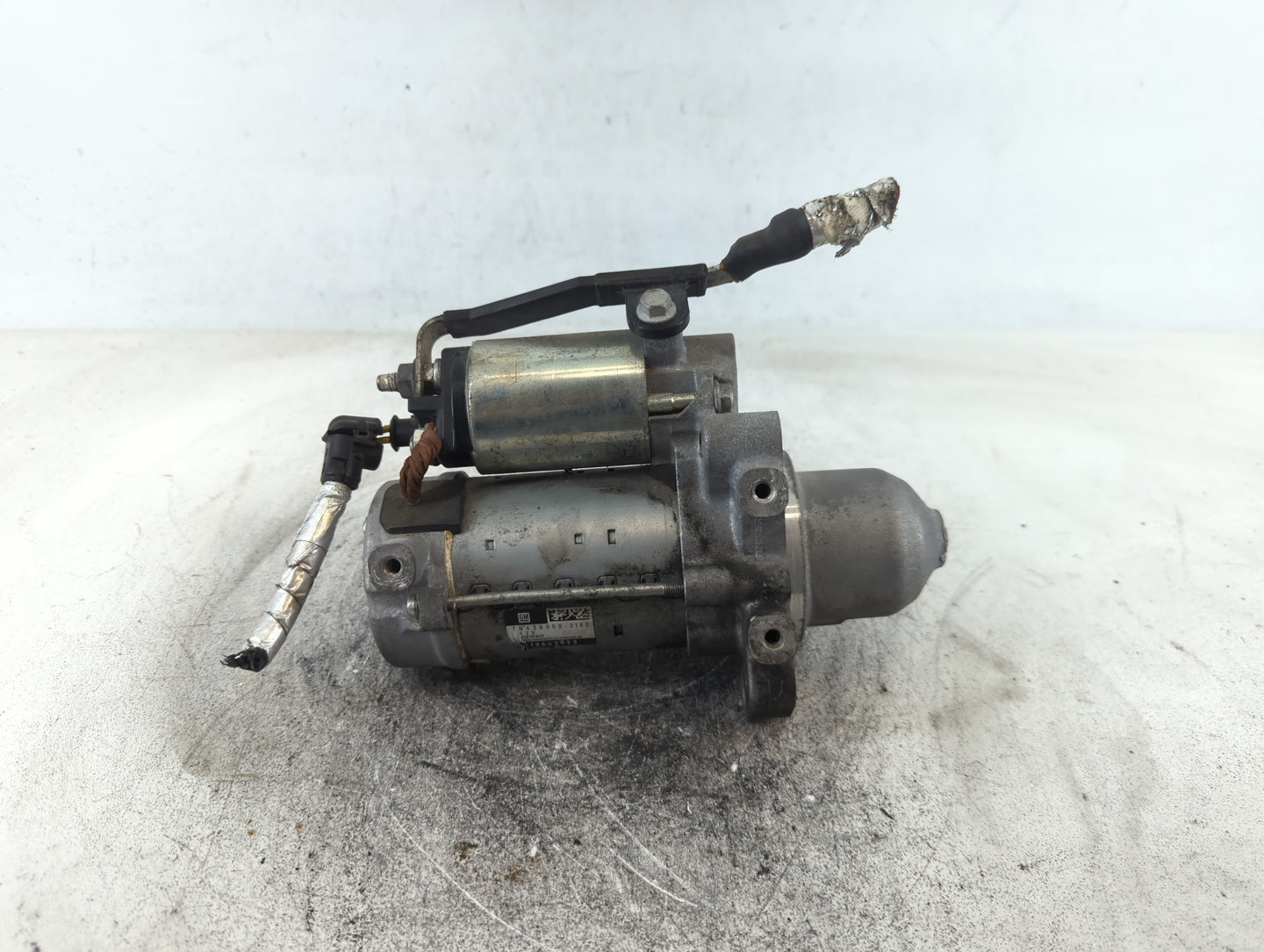 2017-2020 Cadillac Xt5 Car Starter Motor Solenoid OEM P/N:12667973 438000-2140 Fits Fits 2016 2017 2018 2019 2020 2021 2022 