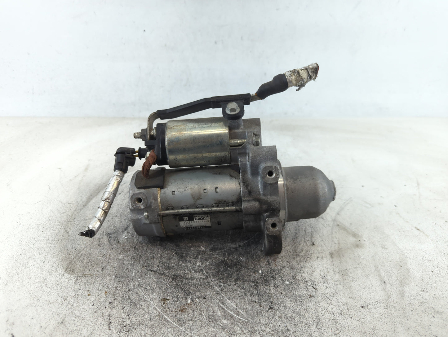 2017-2020 Cadillac Xt5 Car Starter Motor Solenoid OEM P/N:12667973 438000-2140 Fits Fits 2016 2017 2018 2019 2020 2021 2022 