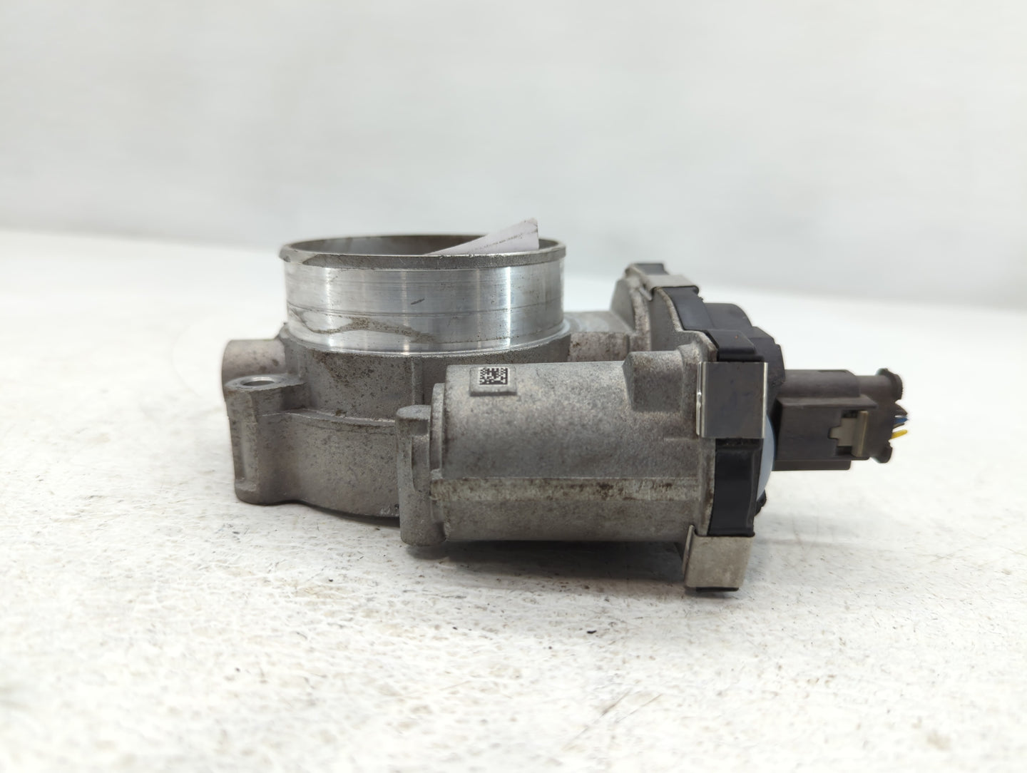 2017-2020 Cadillac Xt5 Throttle Body P/N:12671014 Fits Fits 2016 2017 2018 2019 2020 2021 2022 OEM Used Auto Parts - Oemused