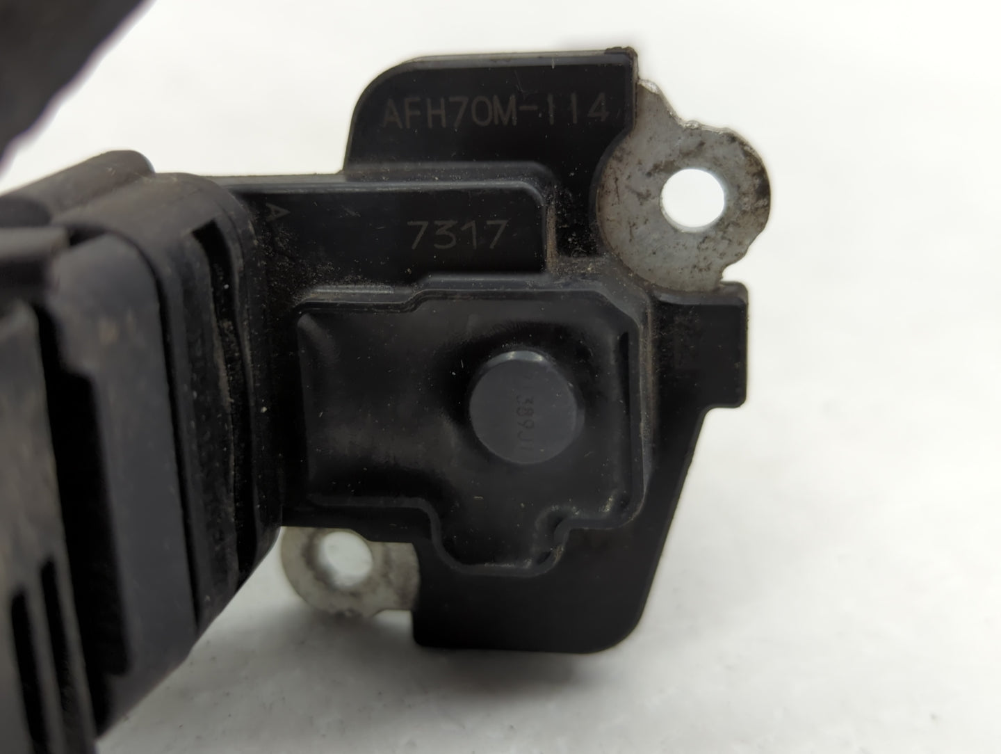 2013-2019 Cadillac Xts Mass Air Flow Meter Maf - Oemusedautoparts1.com