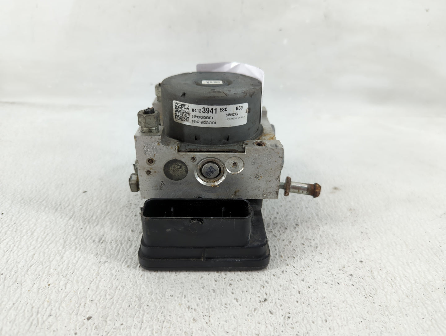 2017 Cadillac Xts ABS Pump Control Module Replacement P/N:84123941 Fits OEM Used Auto Parts - Oemusedautoparts1.com