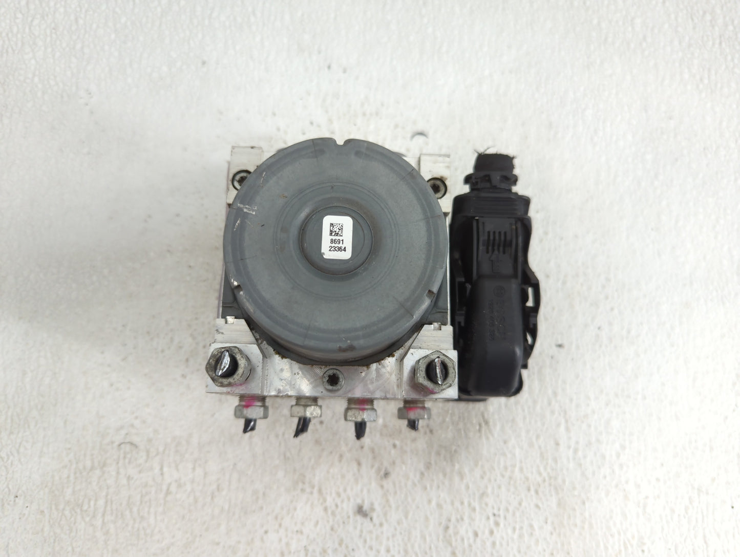 2017 Cadillac Xts ABS Pump Control Module Replacement P/N:84123941 Fits OEM Used Auto Parts - Oemusedautoparts1.com