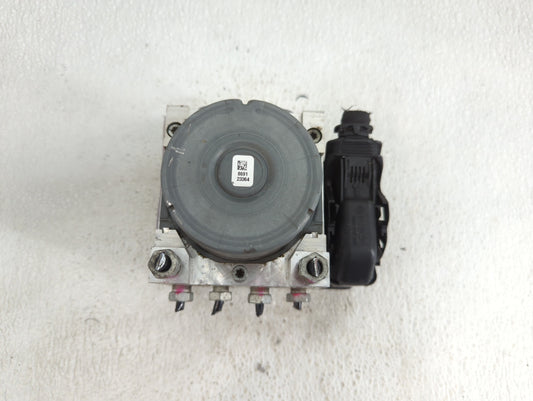 2017 Cadillac Xts ABS Pump Control Module Replacement P/N:84123941 Fits OEM Used Auto Parts