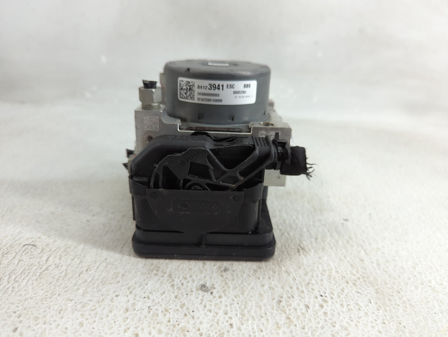 2017 Cadillac Xts ABS Pump Control Module Replacement P/N:84123941 Fits OEM Used Auto Parts - Oemusedautoparts1.com