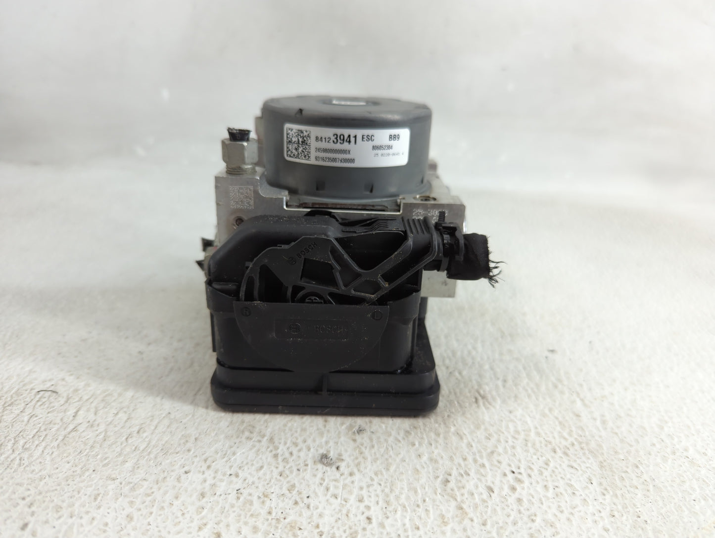 2017 Cadillac Xts ABS Pump Control Module Replacement P/N:84123941 Fits OEM Used Auto Parts - Oemusedautoparts1.com