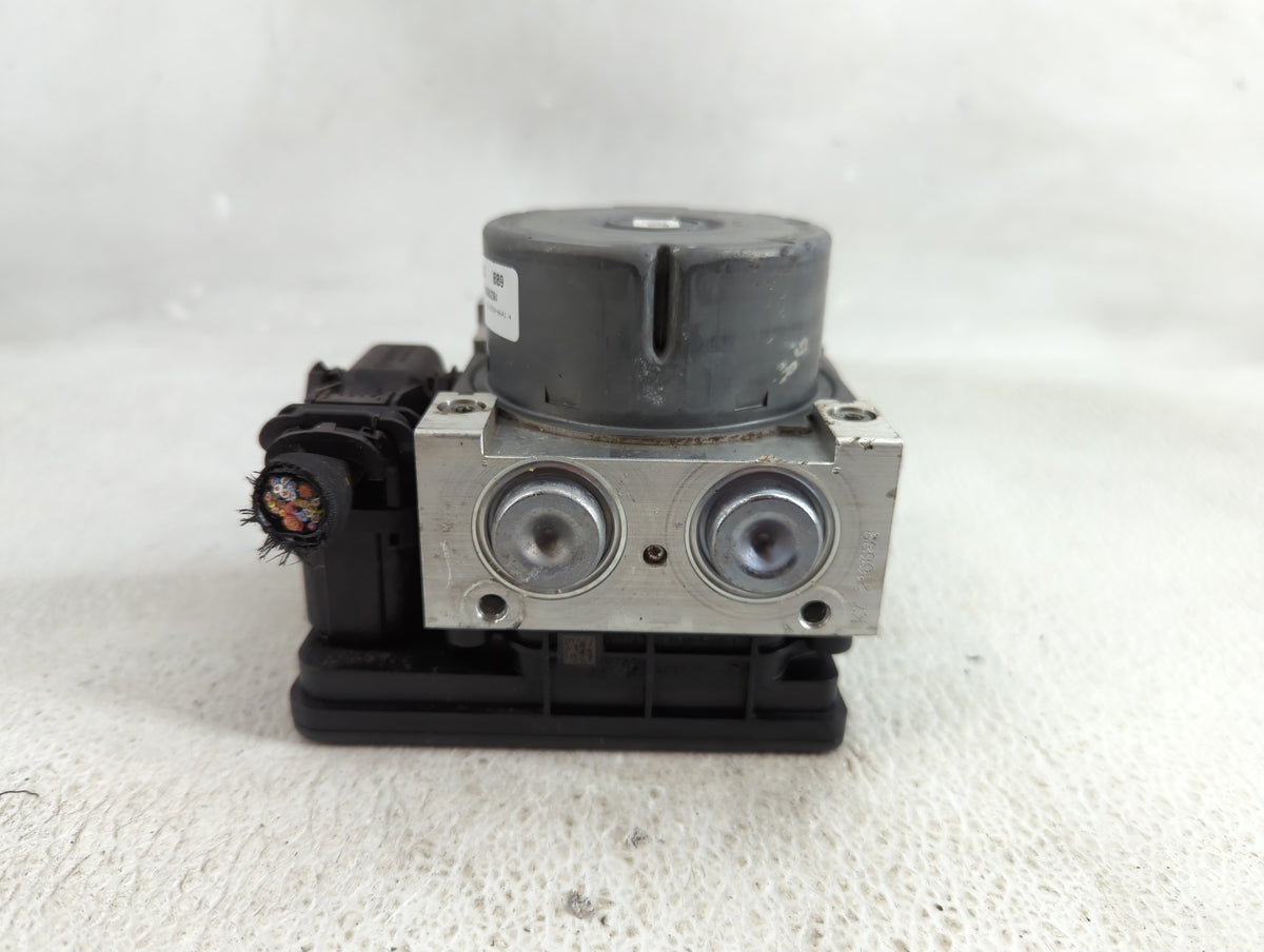 2017 Cadillac Xts Anti-Lock Brake ABS Pump Module Actuator OEM P/N:84123941 Fits OEM Used Auto Parts - Oemusedautoparts1.com