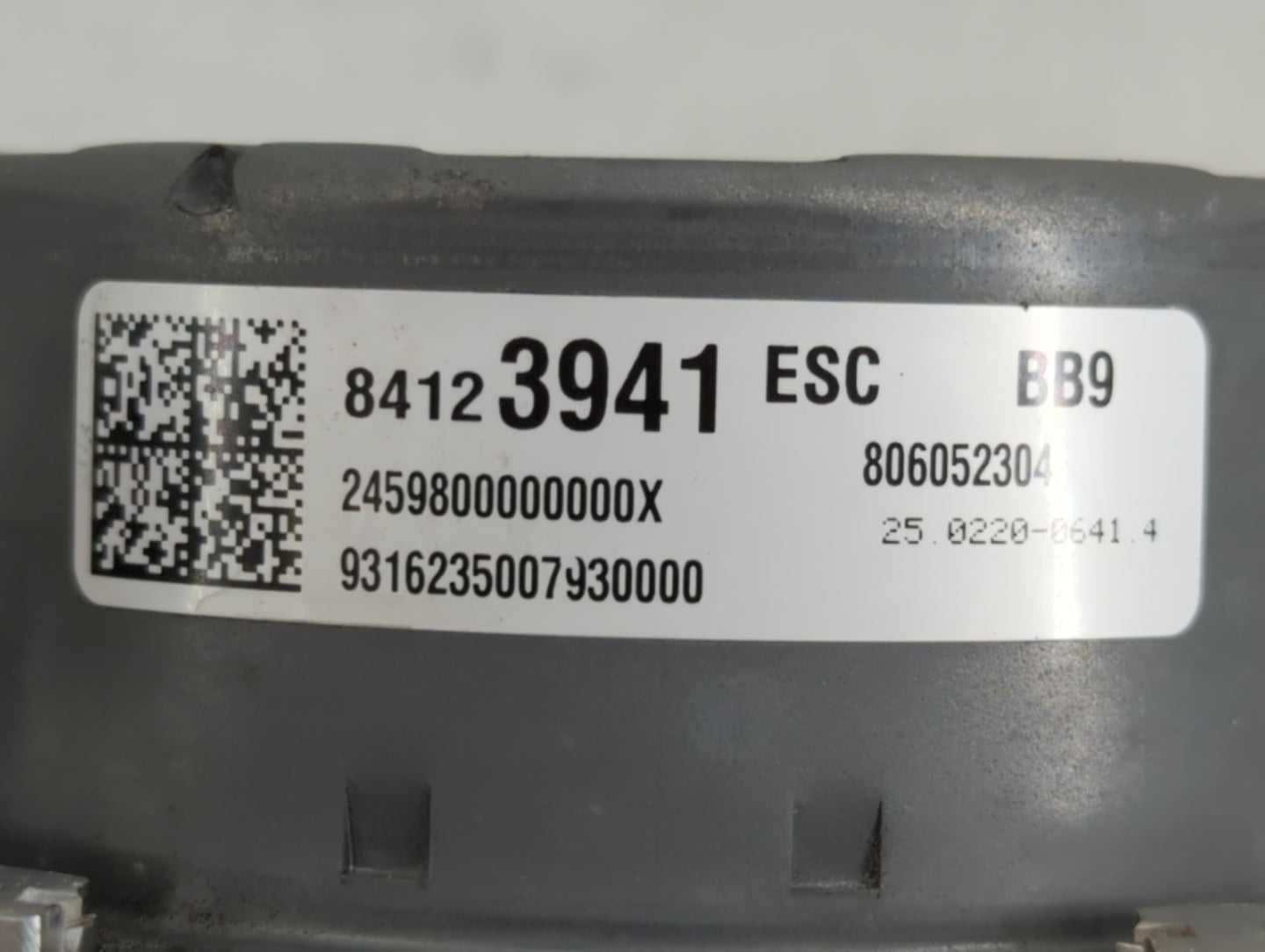2017 Cadillac Xts ABS Pump Control Module Replacement P/N:84123941 Fits OEM Used Auto Parts - Oemusedautoparts1.com